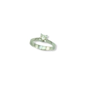 anello-anellidifidanzamento-dimanti-promessedamore-promessedimatrimonio-wedding-matrimonio-marikadecesare-gioielli