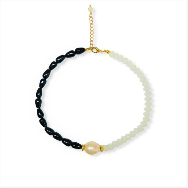 collana-onice-cristalli-bianco-perlebarocche-choker-marikadecesare-gioielli-madeinitaly