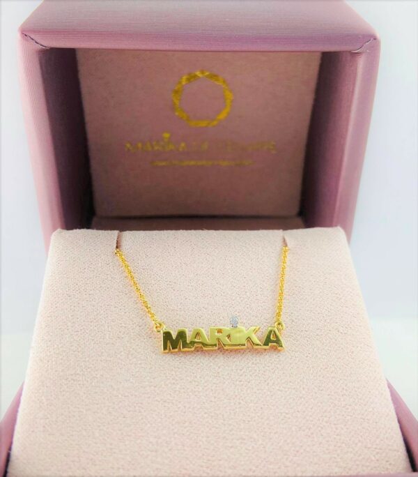 collana-oro-giallo-18kt-nome-diamanti-collanepersonalizzate-marika-marikadecesare