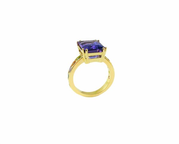 anello-ametista-tormaline-orogiallo-oro18kt-cocktailring-marikadecesare-gioielli-lusso-madeinitaly-design-bijoux