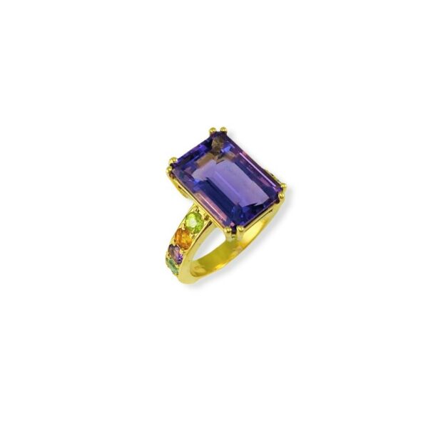 anello-ametista-tormaline-orogiallo-oro18kt-cocktailring-marikadecesare-gioielli-lusso-madeinitaly-design-bijoux